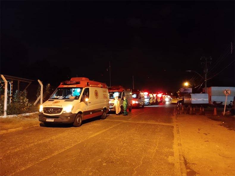Entre os 14 pacientes vindos de Manaus para Teresina, um é piauiense